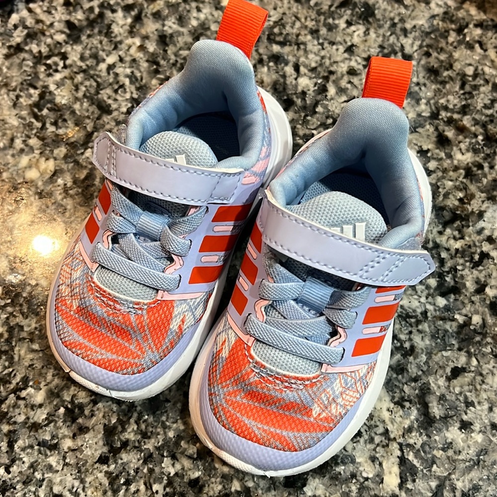 Baby Disney Moana Cloudfoam Adidas - Size 4